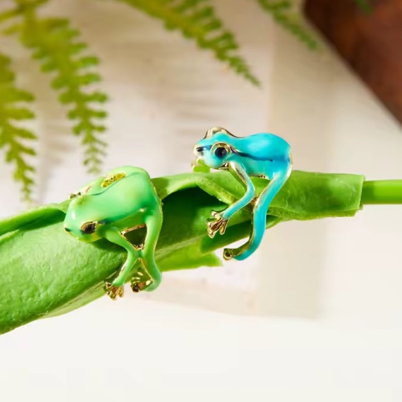 Blue Frog Gold Ring - Picture 9 of 11